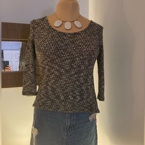 Charlotte Russe sz M open back light weight knit top 3/4 lengt…